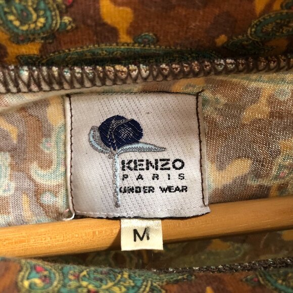 French Paisley Print Mock Neck || Patterned Top - Picture 9 of 10